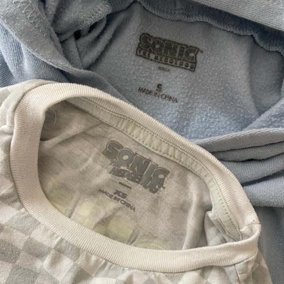 BOYS SONIC THE HEDGEHOG HOODIE + TSHIRT BUNDLE - Picture 4 of 4